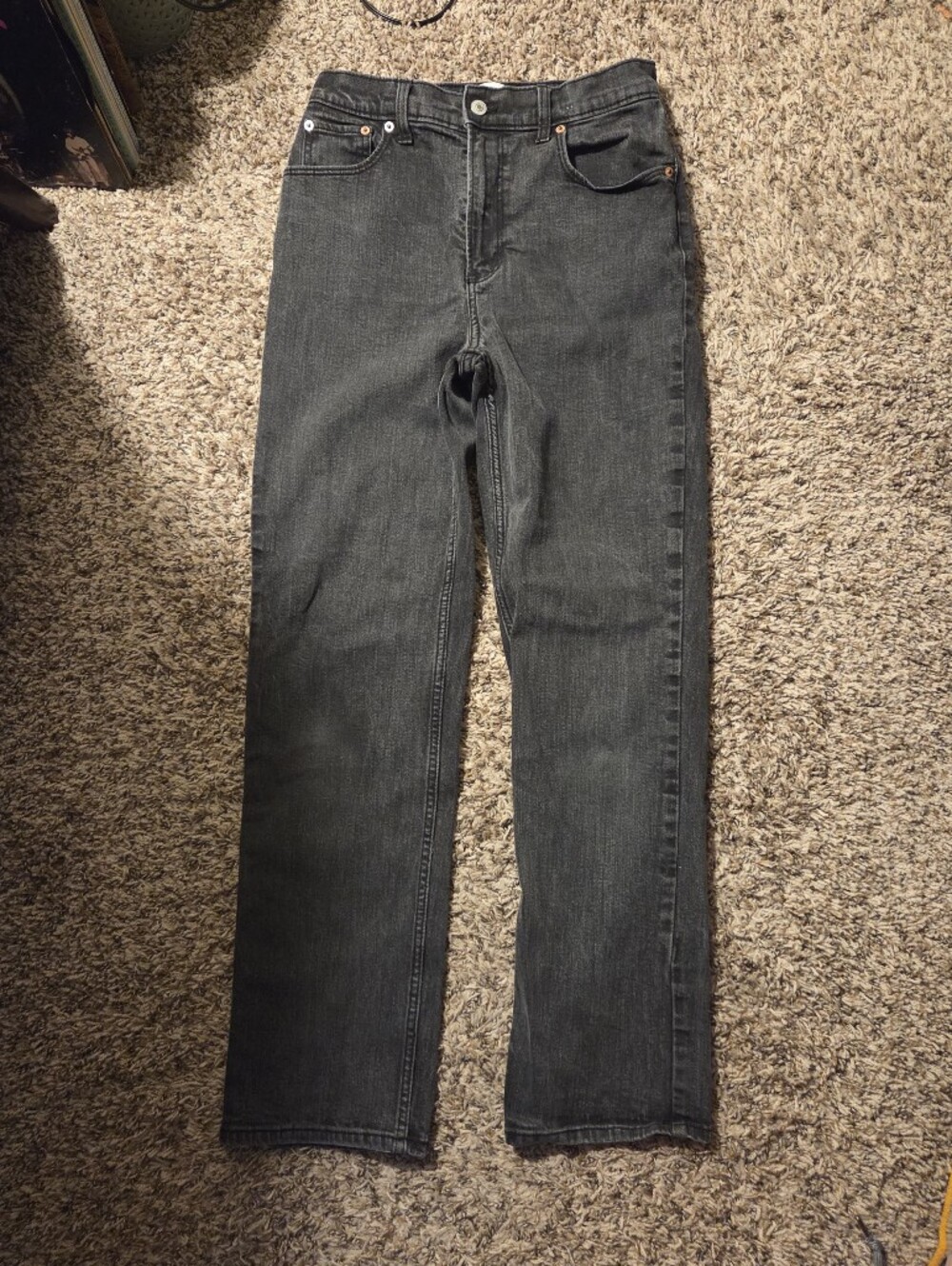 Abercrombie & Fitch Women's Straight Leg Jeans in Charcoal